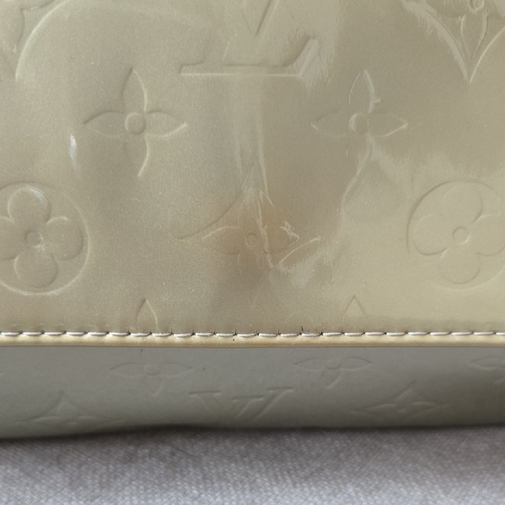 Louis Vuitton Taupe Vernis Monogram Shoulder Bag - Picture 4 of 15